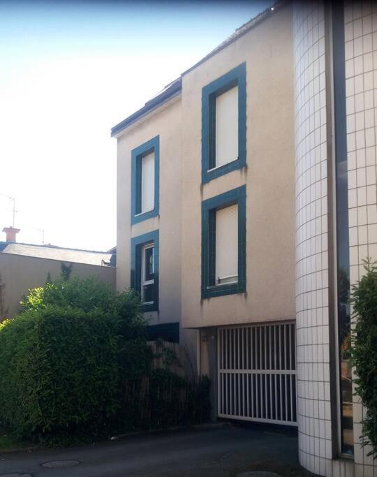 Fenetre Sur Cour