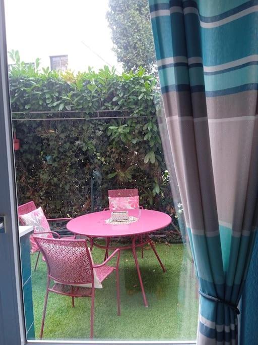 Fenetre Sur Cour * Rennes